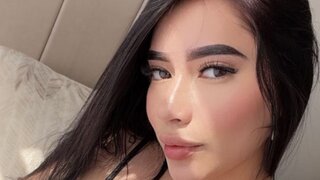 AnnaTaylo